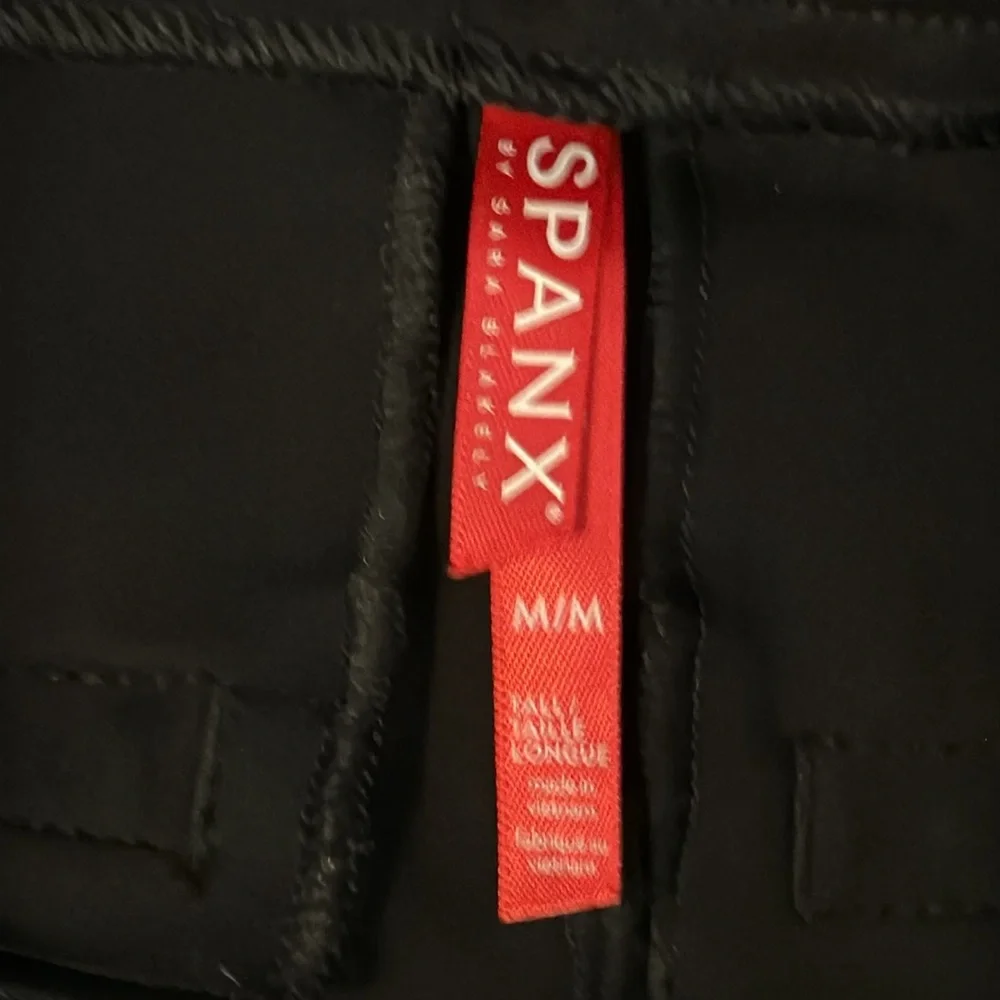 Spanx M black ponte slim straight pull on pants ๐ - Picture 4 of 8